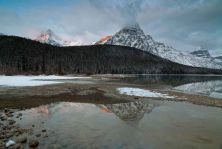 waterfowl lake sunrise.jpg